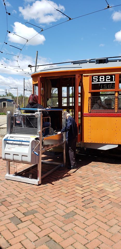 Seashore Trolley Museum's Mobilift